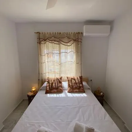 Duplex Romero Y Alba * 산루카데바라메다